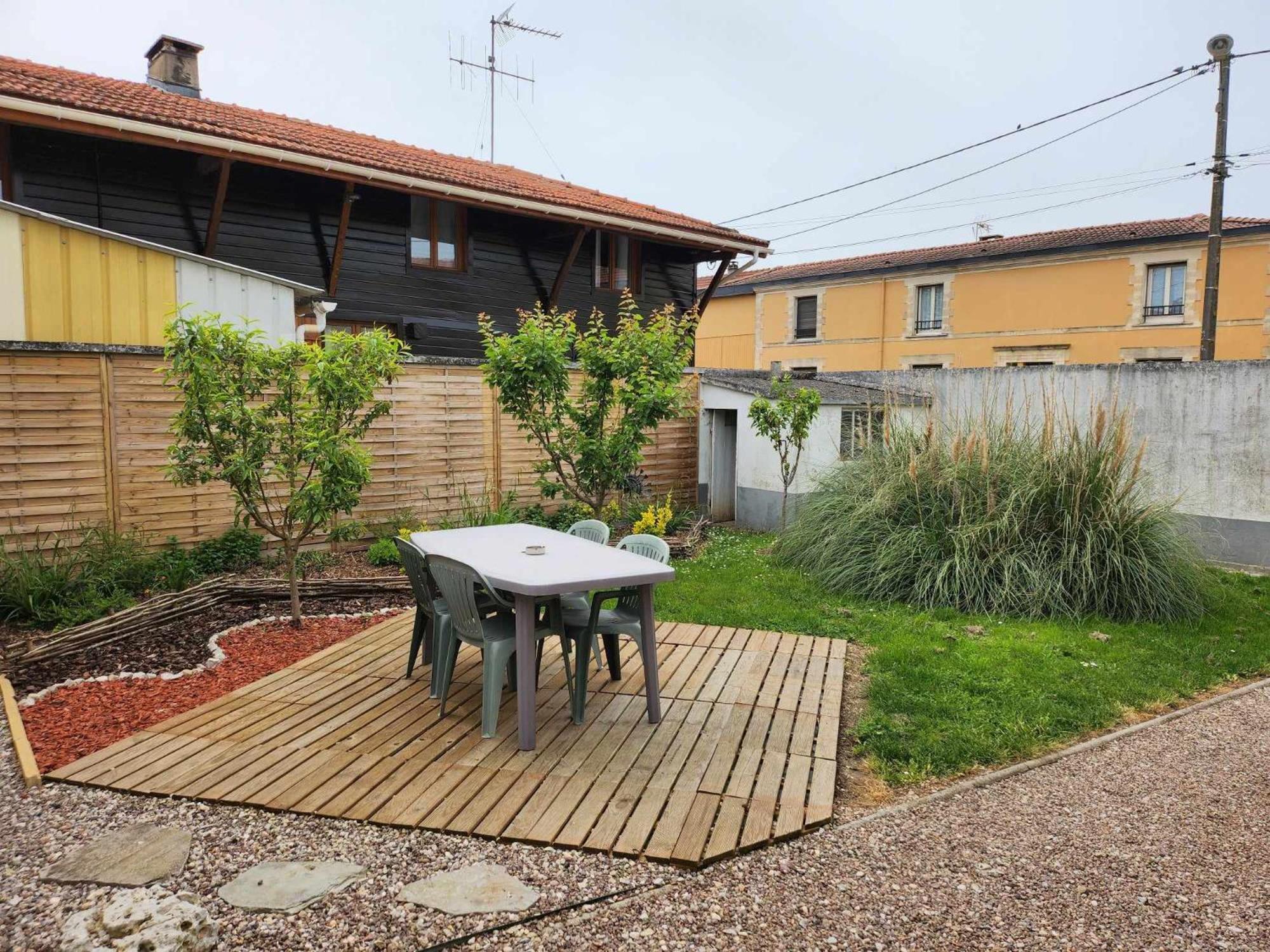 Maison De Campagne Norrois Extérieur photo